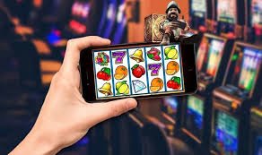 Antarmuka mobile Live Casino 666fw yang responsif untuk bermain Baccarat dan Sic Bo di Android iOS